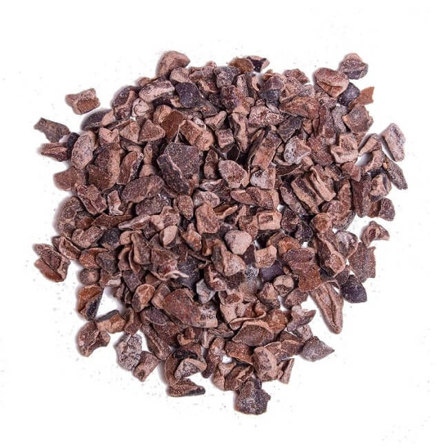 nibs-de-cacau-fundo-branco-1