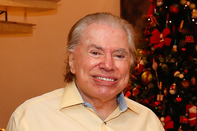 15_12_2020_Lançamento_de_selo_alusivo_ao_aniversário_de_90_anos_do_comunicador_Silvio_Santos_(50724490531)_(cropped)