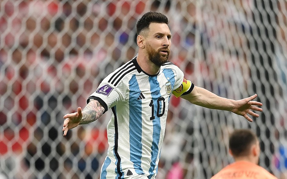 Messi iguala a Mbappé na artilharia da Copa